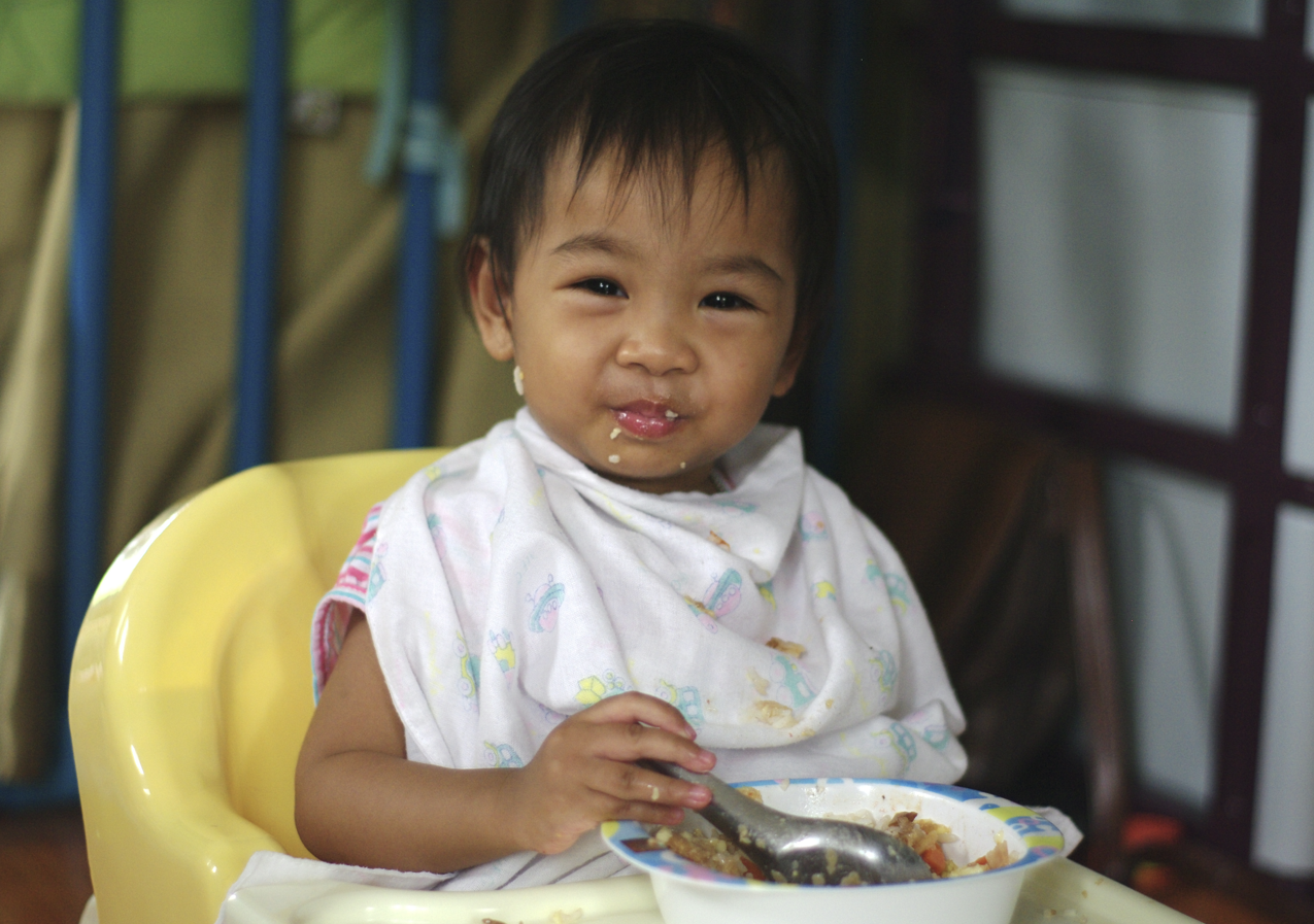 amarah anak 2 tahun, fase terrible twos, tips mengatasi tantrum, perkembangan anak 2 tahun, Bunda, si Kecil